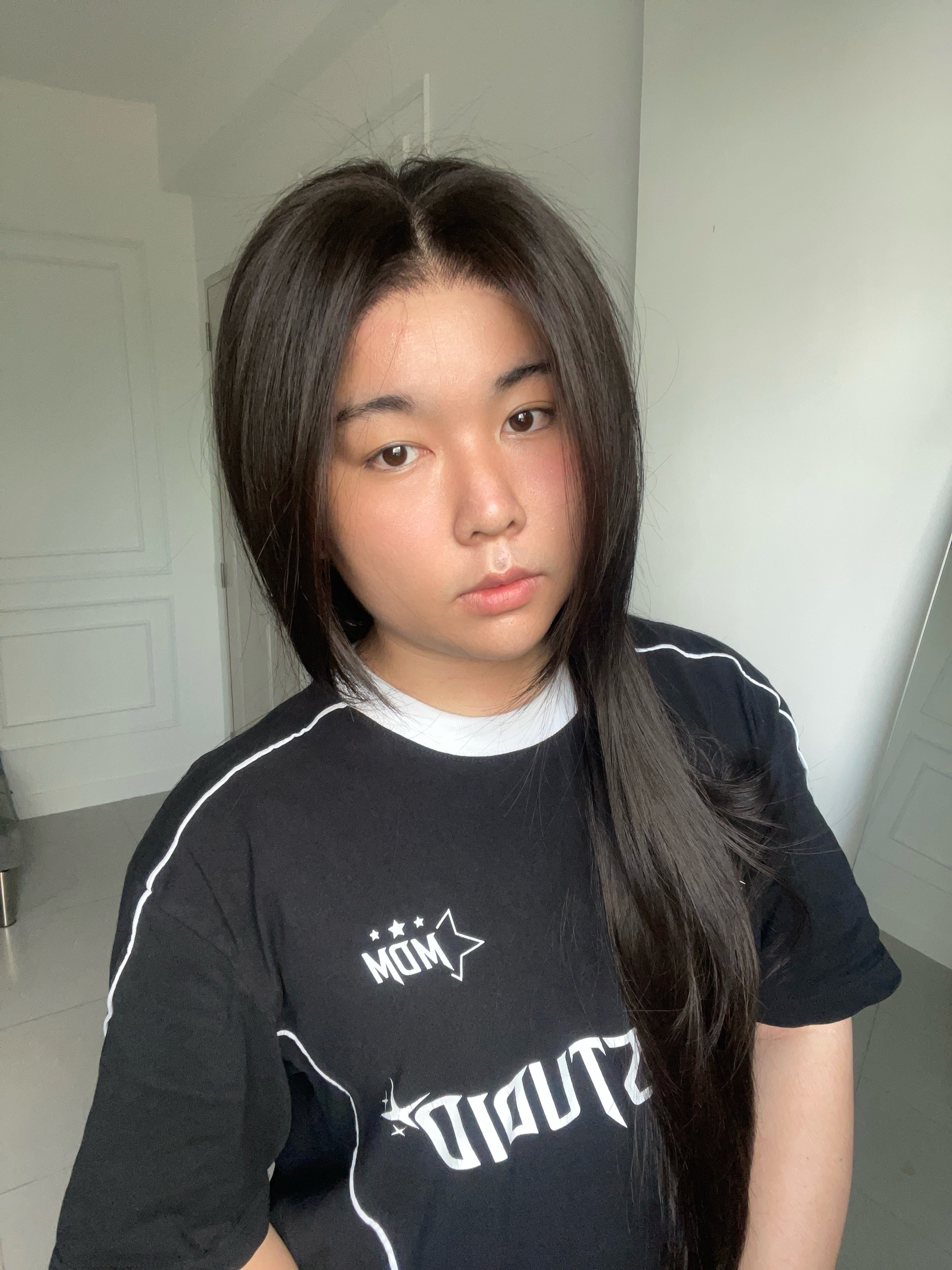 Huudid Wigs | Black Pearl - Straight Layered 4x4 Lace