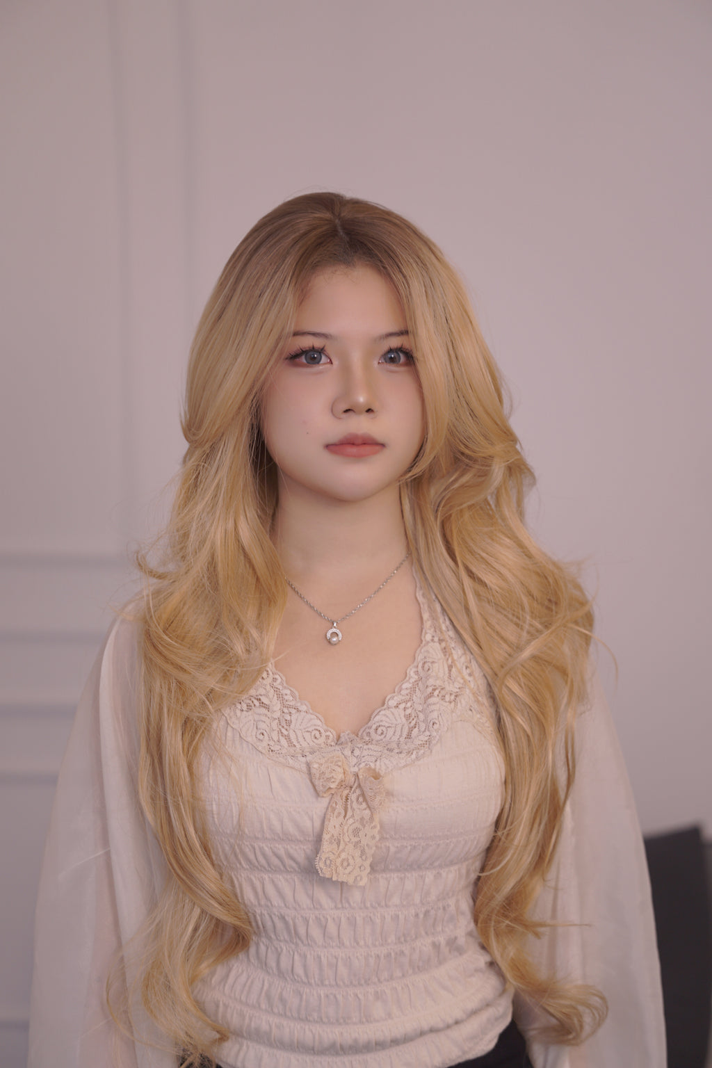 Elara Blonde- Huudid Blonde Wigs 13x4 Korea Lace